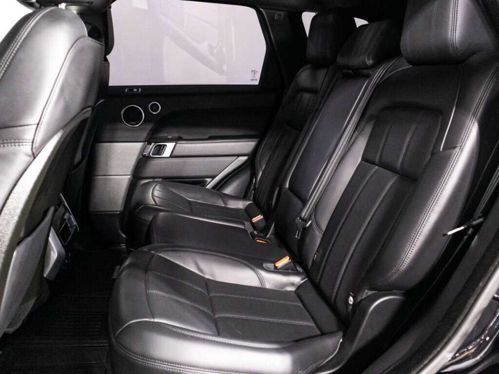 Land Rover Range Rover Sport с пробегом — 2018 год. Фото: #9