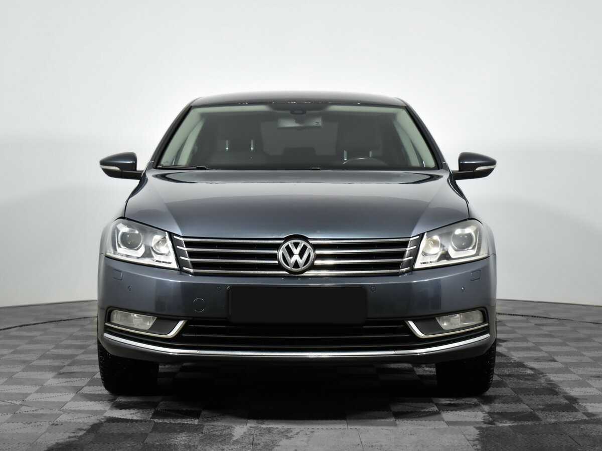 Volkswagen Passat с пробегом — 2011 год. Фото: #1