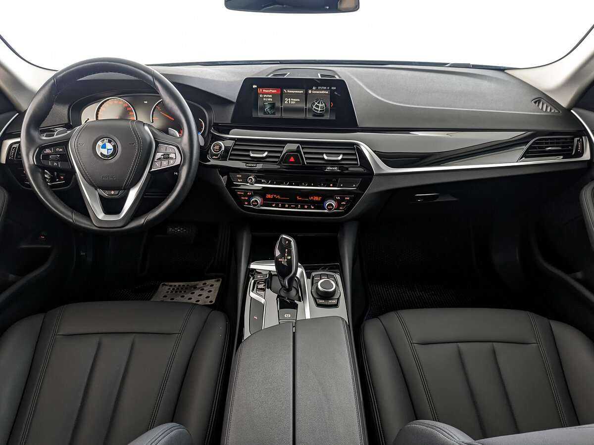 BMW 5 серии с пробегом — 2020 год. Фото: #9