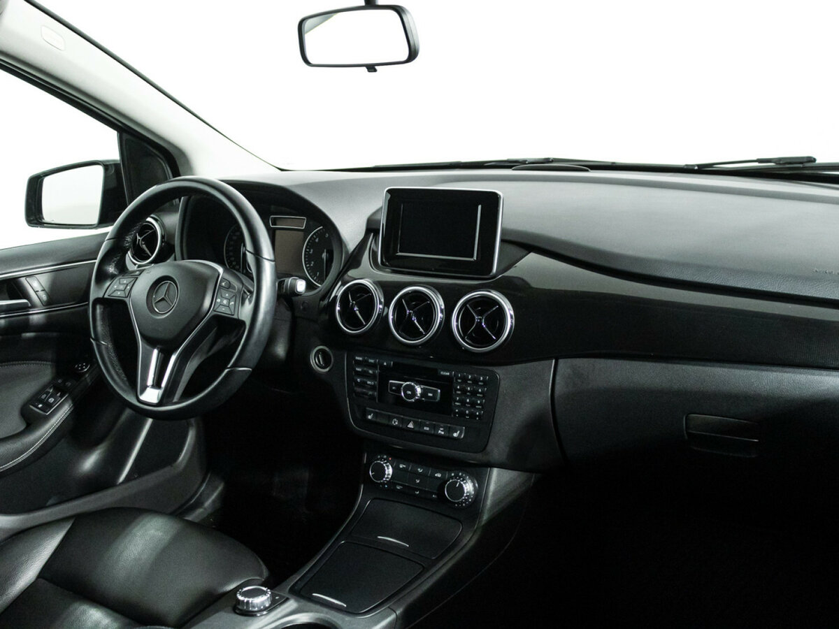 Mercedes-Benz B-Класс с пробегом — 2014 год. Фото: #8