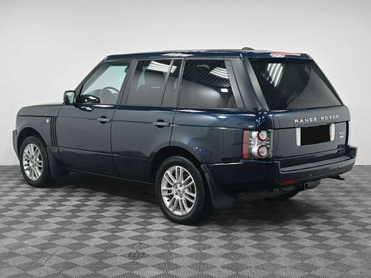 Land Rover Range Rover с пробегом — 2010 год. Фото: #3