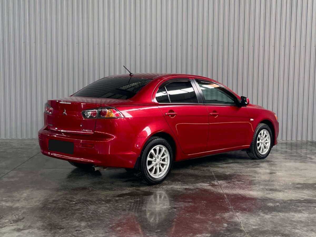 Mitsubishi Lancer с пробегом — 2011 год. Фото: #3