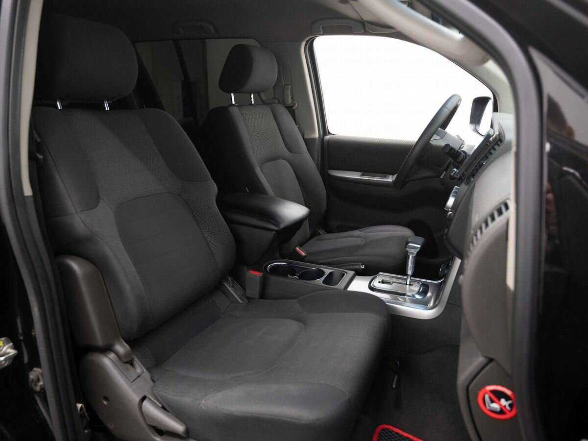 Nissan Pathfinder с пробегом — 2011 год. Фото: #11