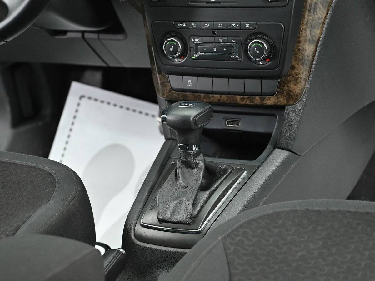 Skoda Yeti с пробегом — 2011 год. Фото: #10