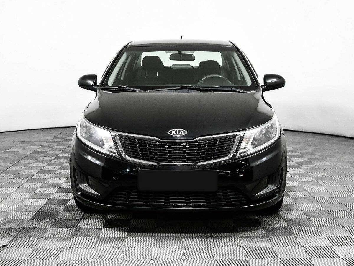 Kia Rio с пробегом — 2011 год. Фото: #1