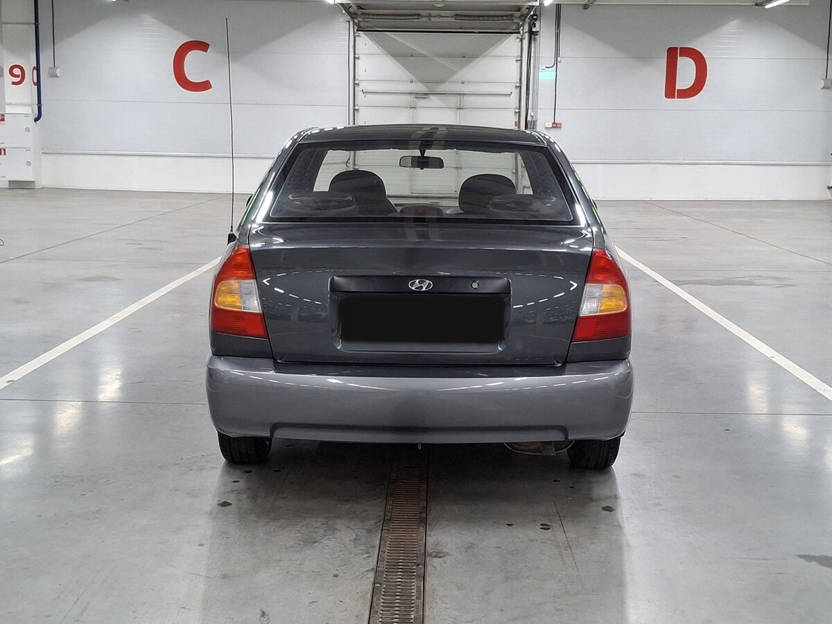Hyundai Accent с пробегом — 2008 год. Фото: #5