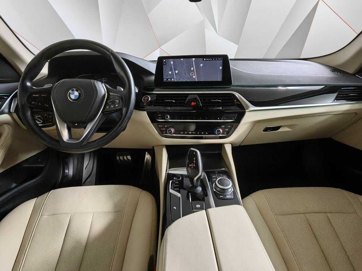 BMW 5 серии с пробегом — 2020 год. Фото: #9