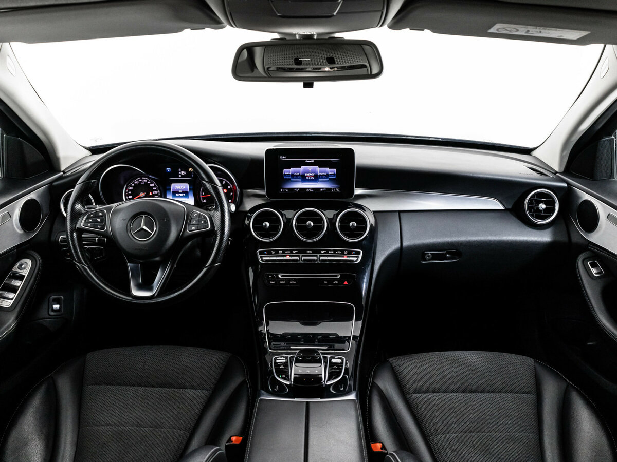 Mercedes-Benz C-Класс с пробегом — 2015 год. Фото: #9