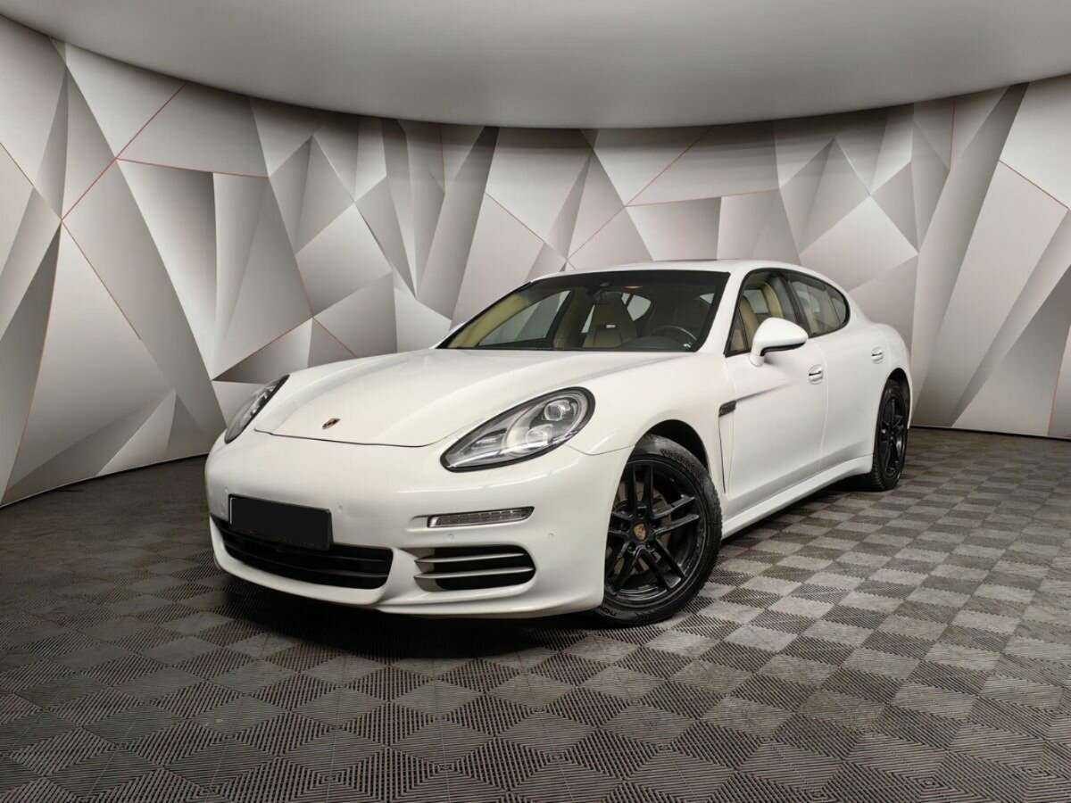 Porsche Panamera с пробегом — 2015 год. Посмотреть фото