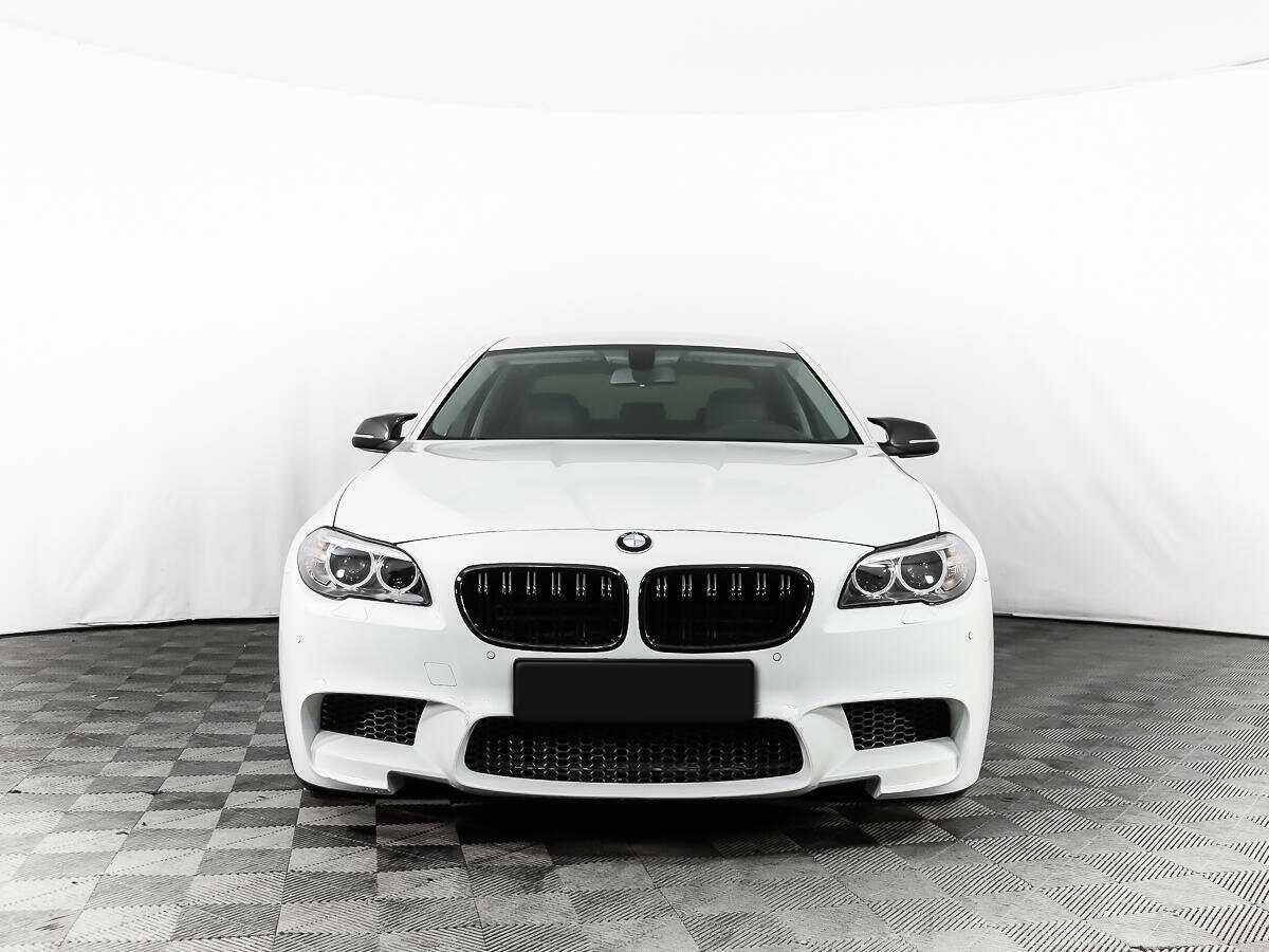 BMW 5 серии с пробегом — 2014 год. Фото: #1