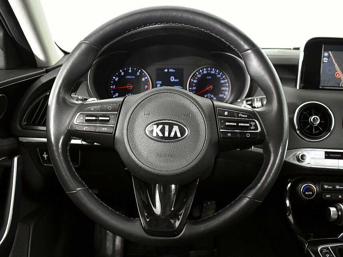 Kia Stinger с пробегом — 2018 год. Фото: #9