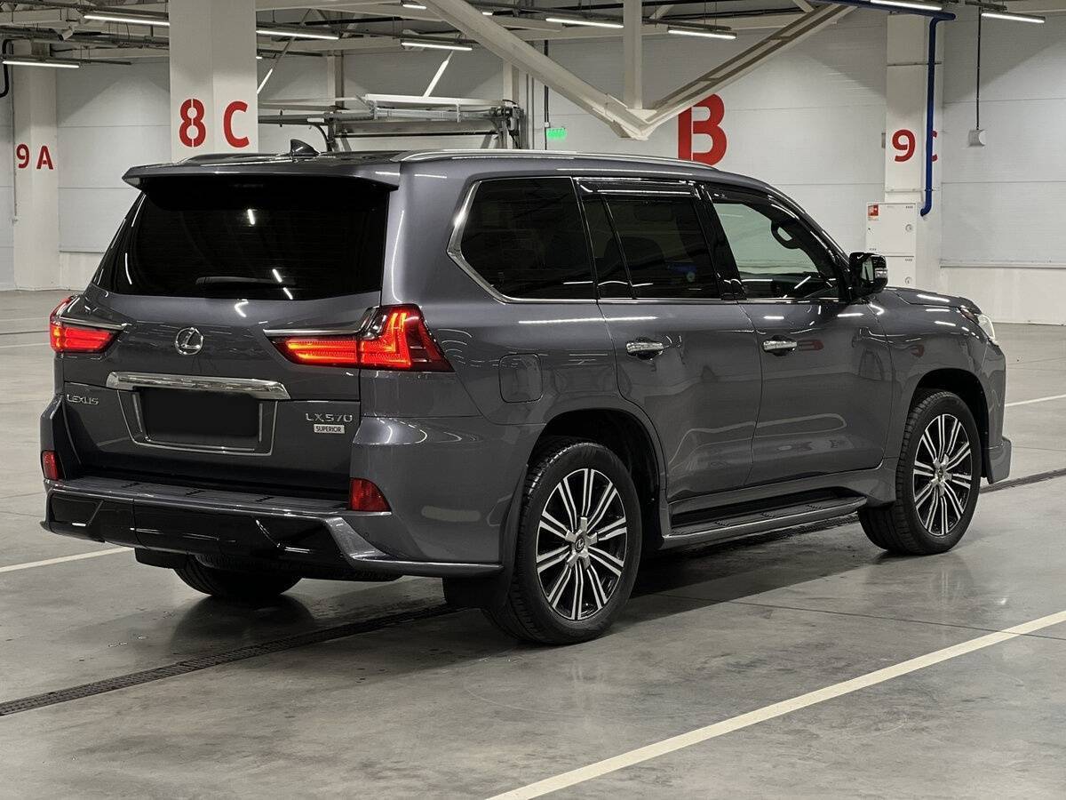 Lexus LX с пробегом — 2017 год. Фото: #4