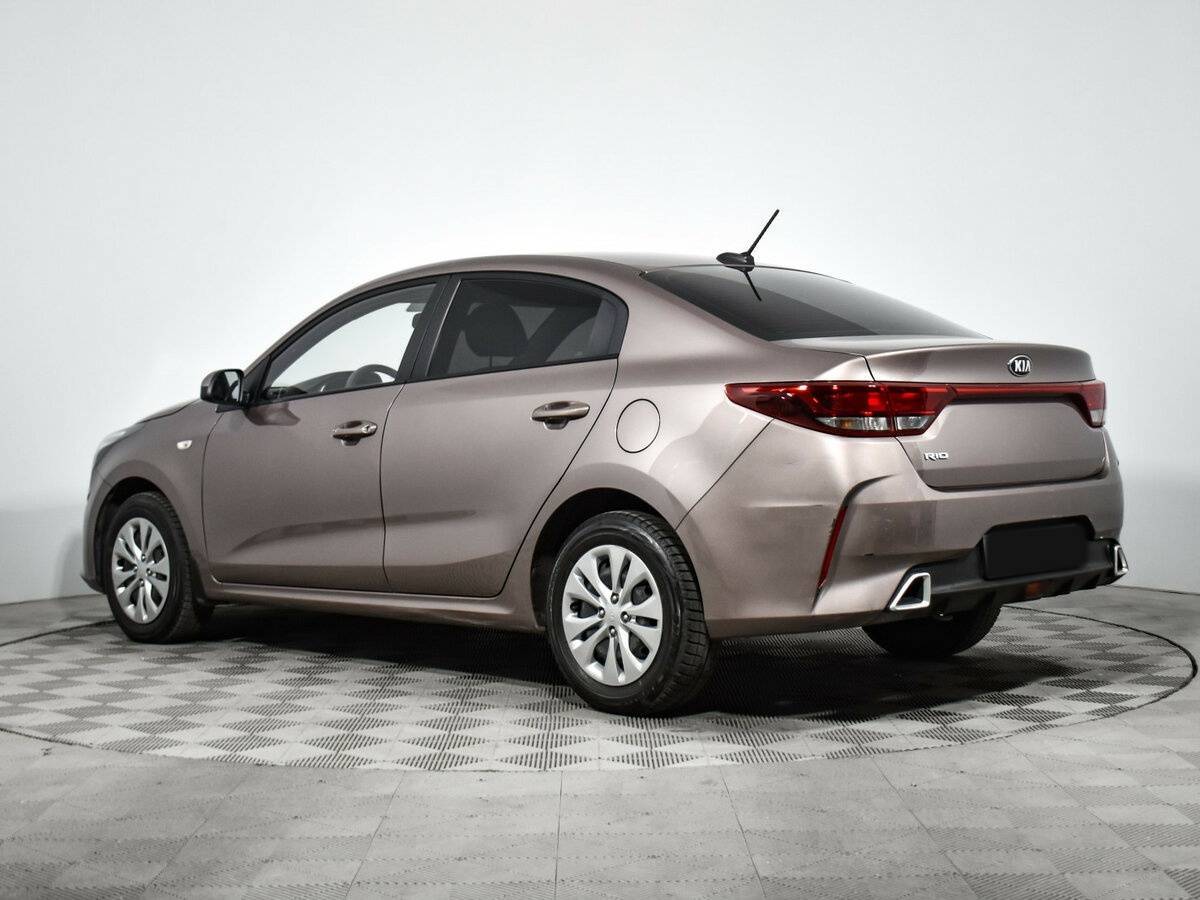 Kia Rio с пробегом — 2020 год. Фото: #6