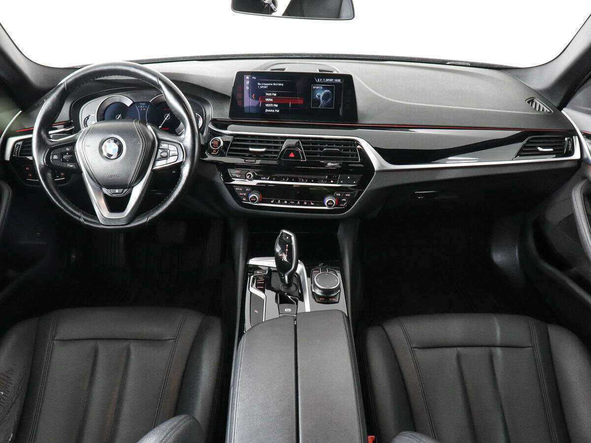 BMW 5 серии с пробегом — 2017 год. Фото: #10