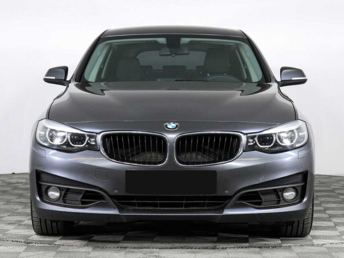 BMW 3 серии с пробегом — 2017 год. Фото: #2