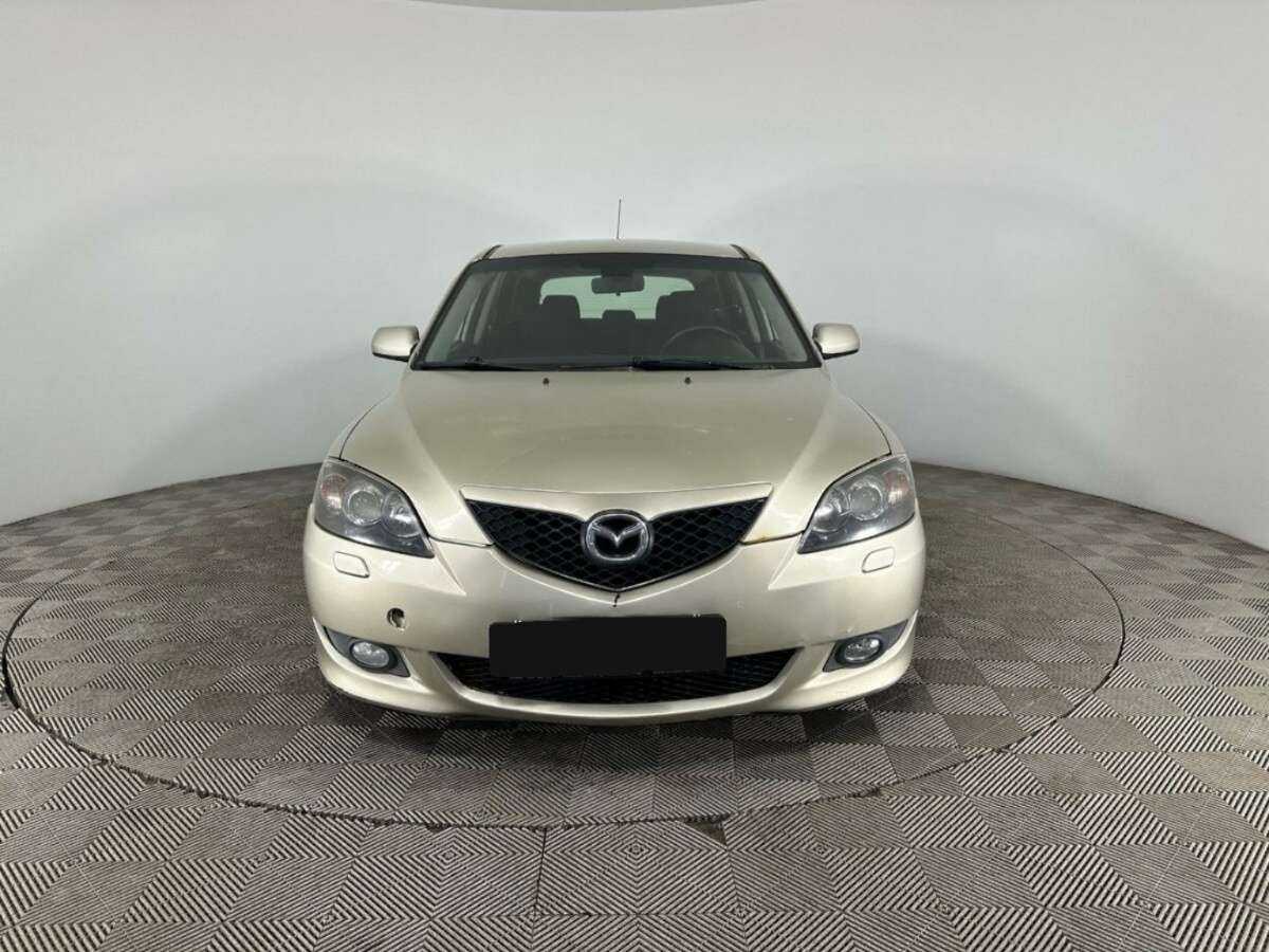 Mazda 3 с пробегом — 2006 год. Фото: #1