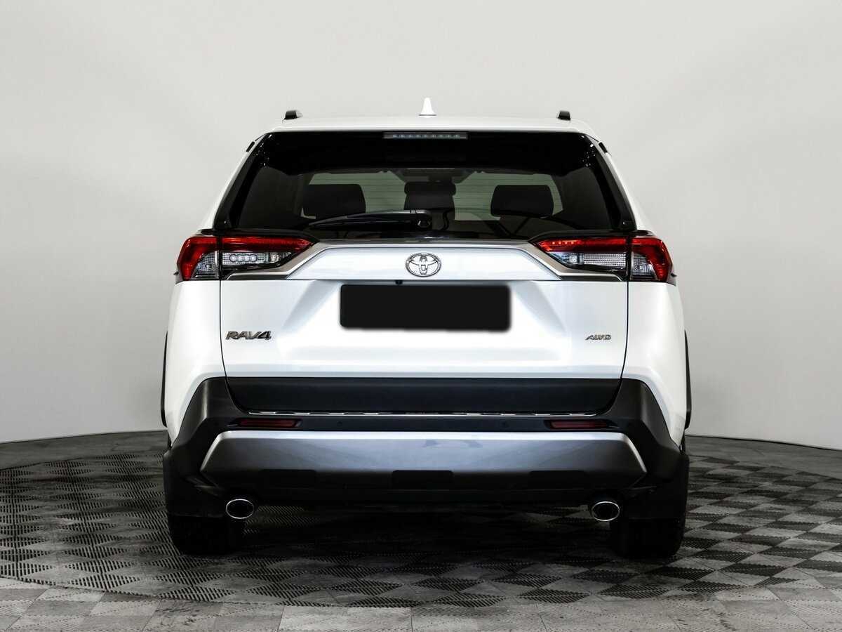 Toyota RAV4 с пробегом — 2020 год. Фото: #5