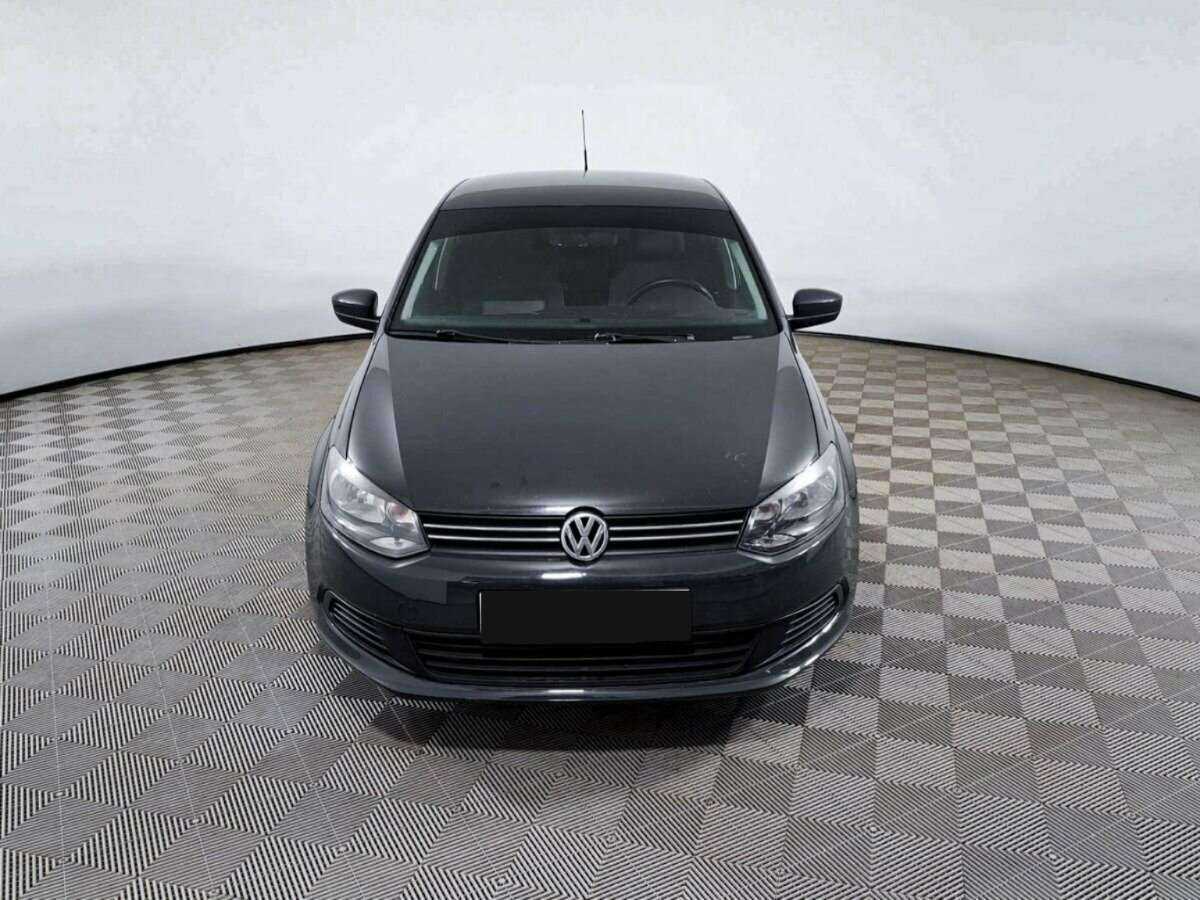 Volkswagen Polo с пробегом — 2012 год. Фото: #1