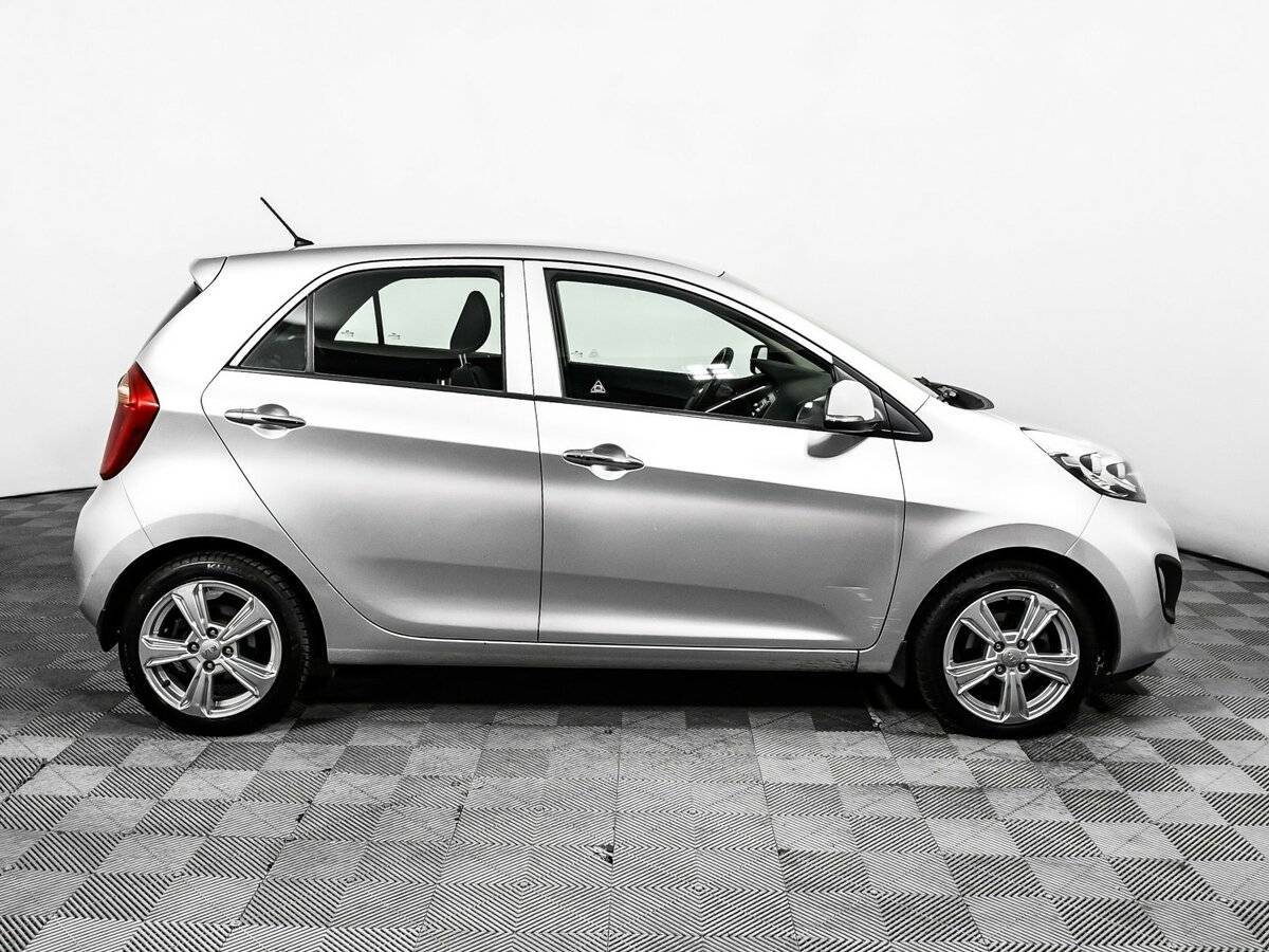 Kia Picanto с пробегом — 2011 год. Фото: #3