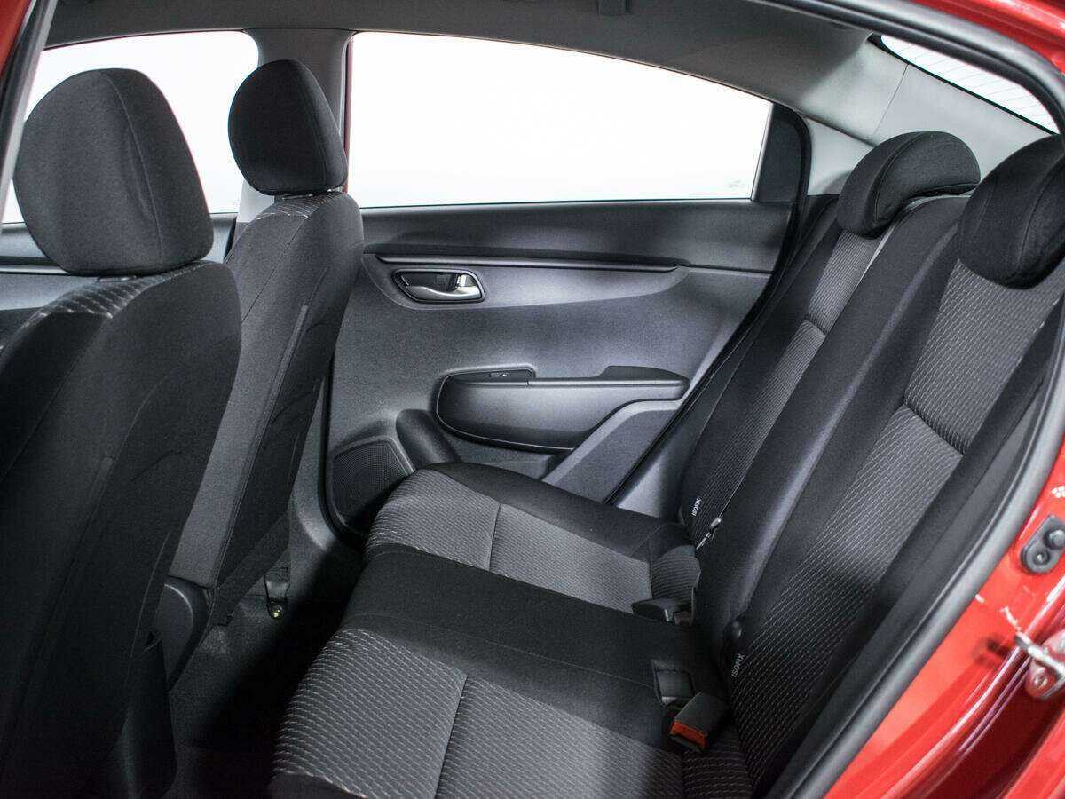 Kia Rio с пробегом — 2019 год. Фото: #9