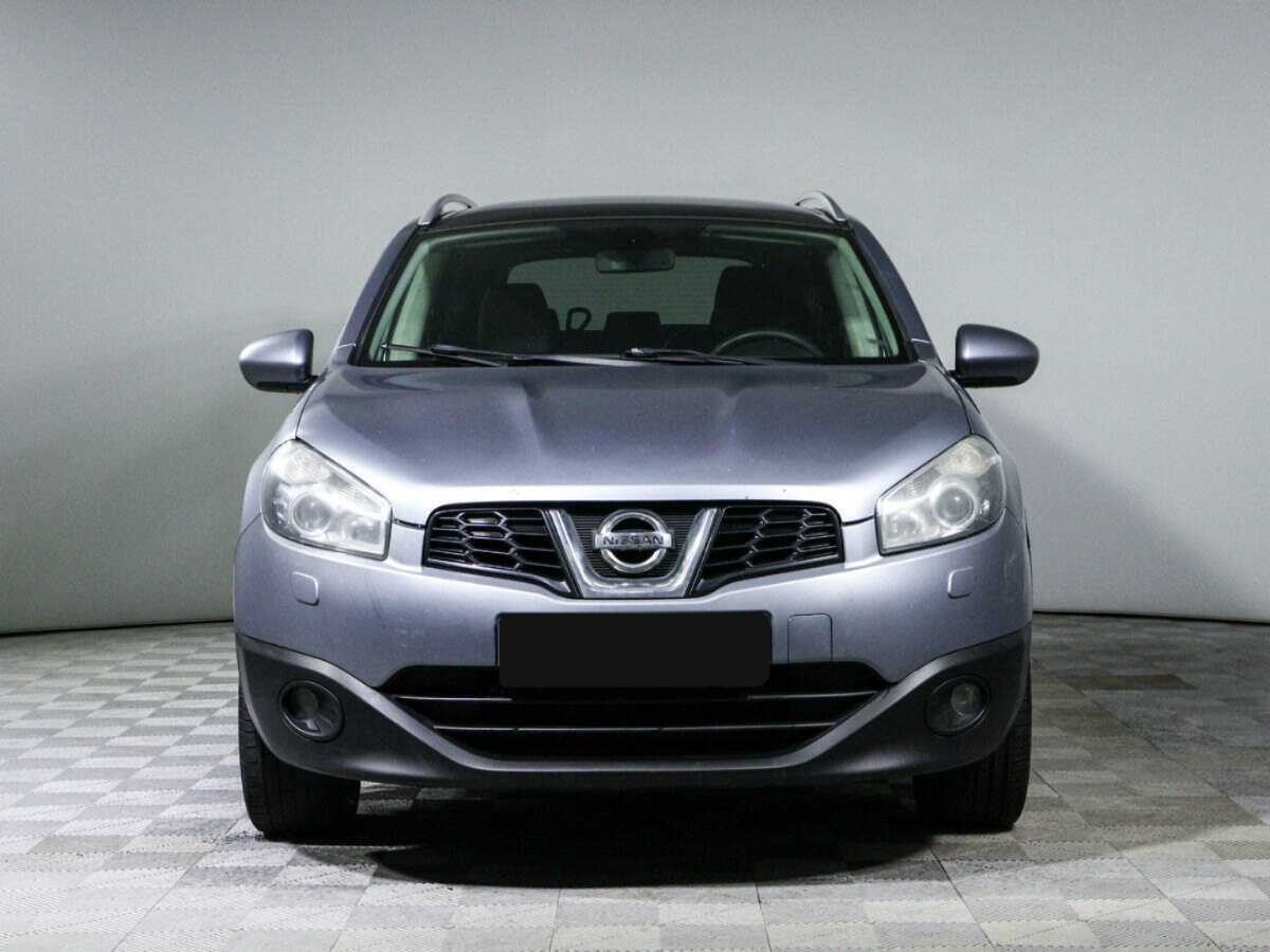 Nissan Qashqai+2 с пробегом — 2010 год. Фото: #1