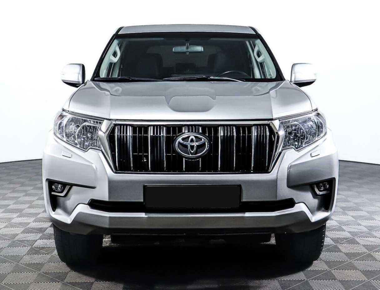 Toyota Land Cruiser Prado с пробегом — 2018 год. Фото: #1