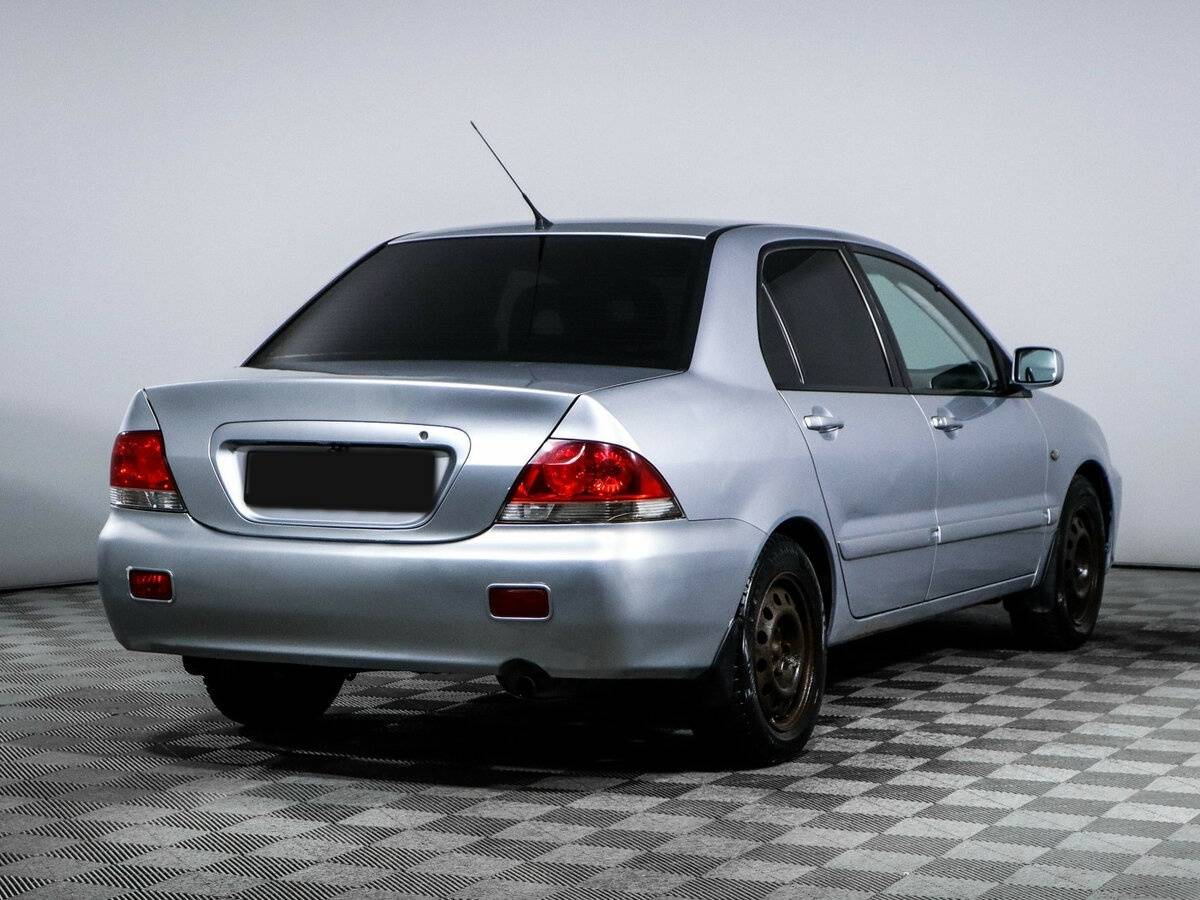 Mitsubishi Lancer с пробегом — 2007 год. Фото: #3