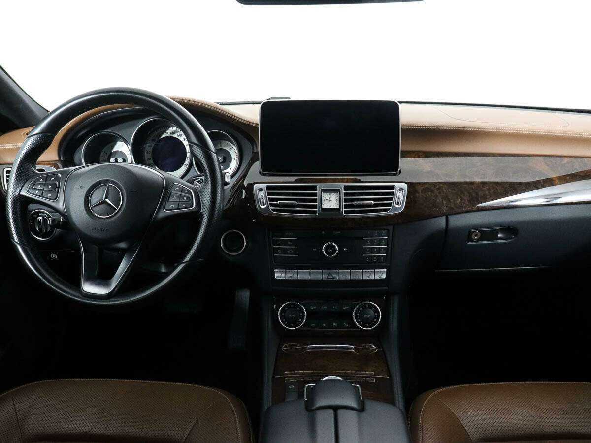 Mercedes-Benz CLS с пробегом — 2014 год. Фото: #10