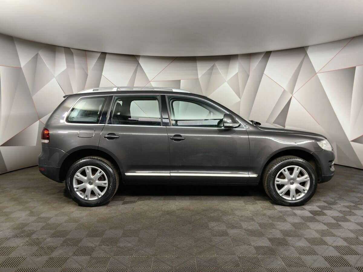 Volkswagen Touareg с пробегом — 2010 год. Фото: #5