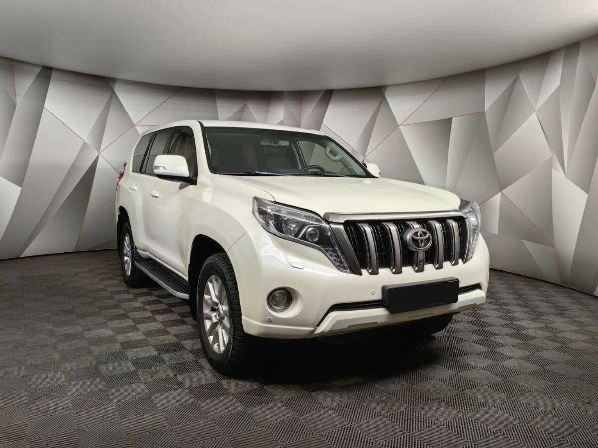 Toyota Land Cruiser Prado с пробегом — 2014 год. Фото: #2