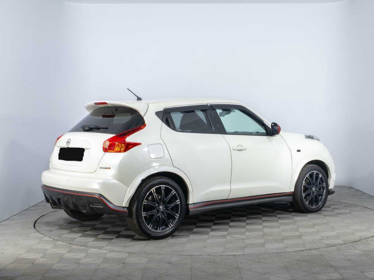 Nissan Juke Nismo с пробегом — 2013 год. Фото: #4