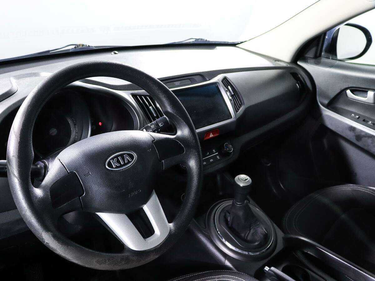 Kia Sportage с пробегом — 2011 год. Фото: #10