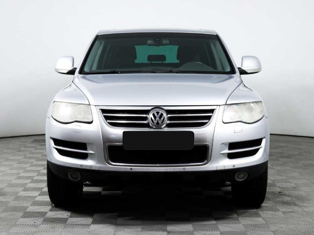 Volkswagen Touareg с пробегом — 2007 год. Фото: #1