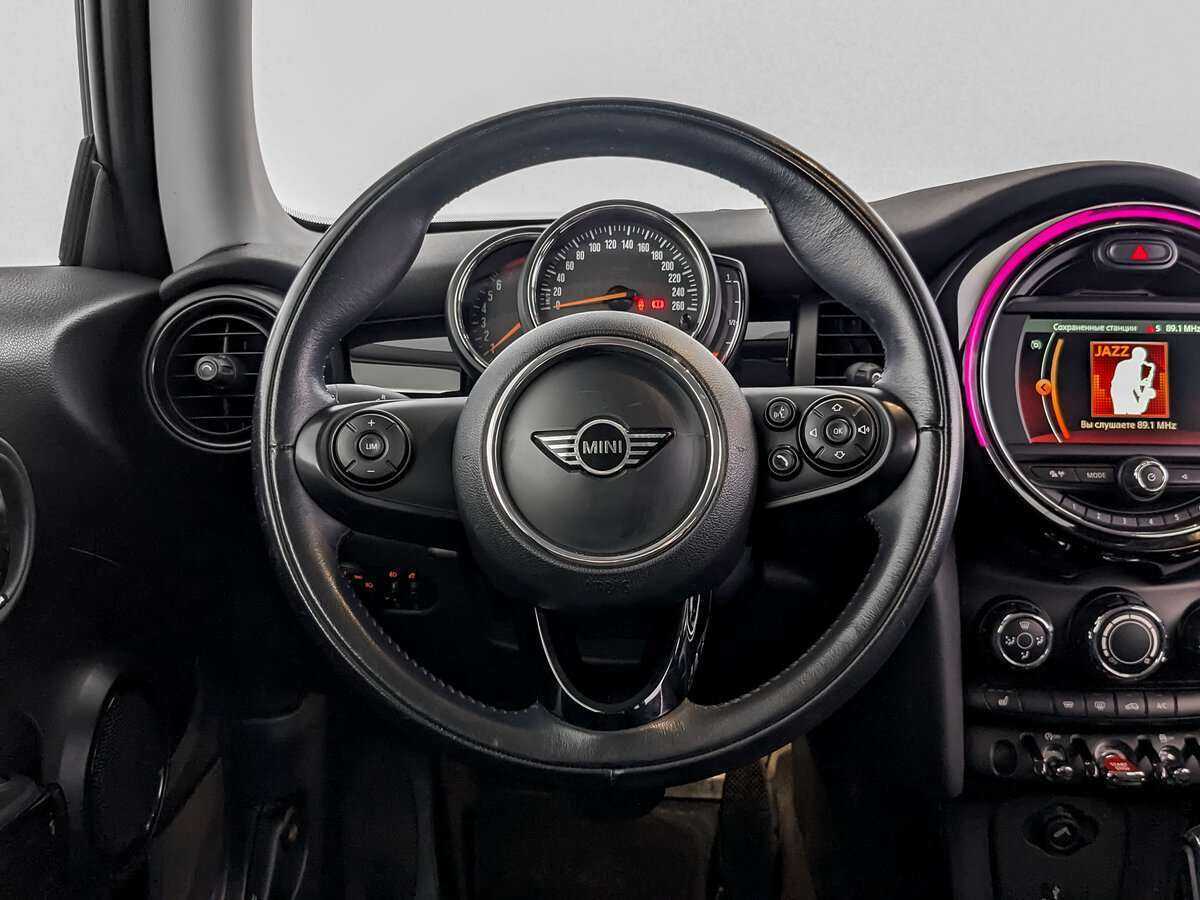Mini Hatch с пробегом — 2018 год. Фото: #15
