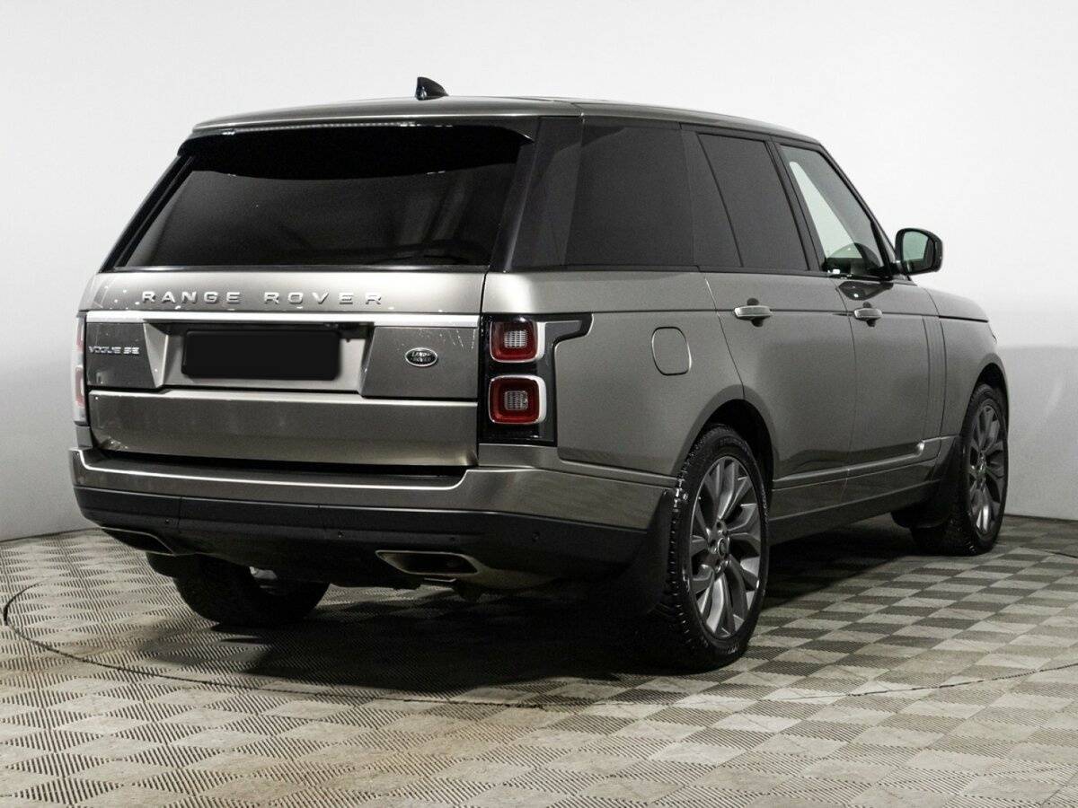 Land Rover Range Rover с пробегом — 2018 год. Фото: #3