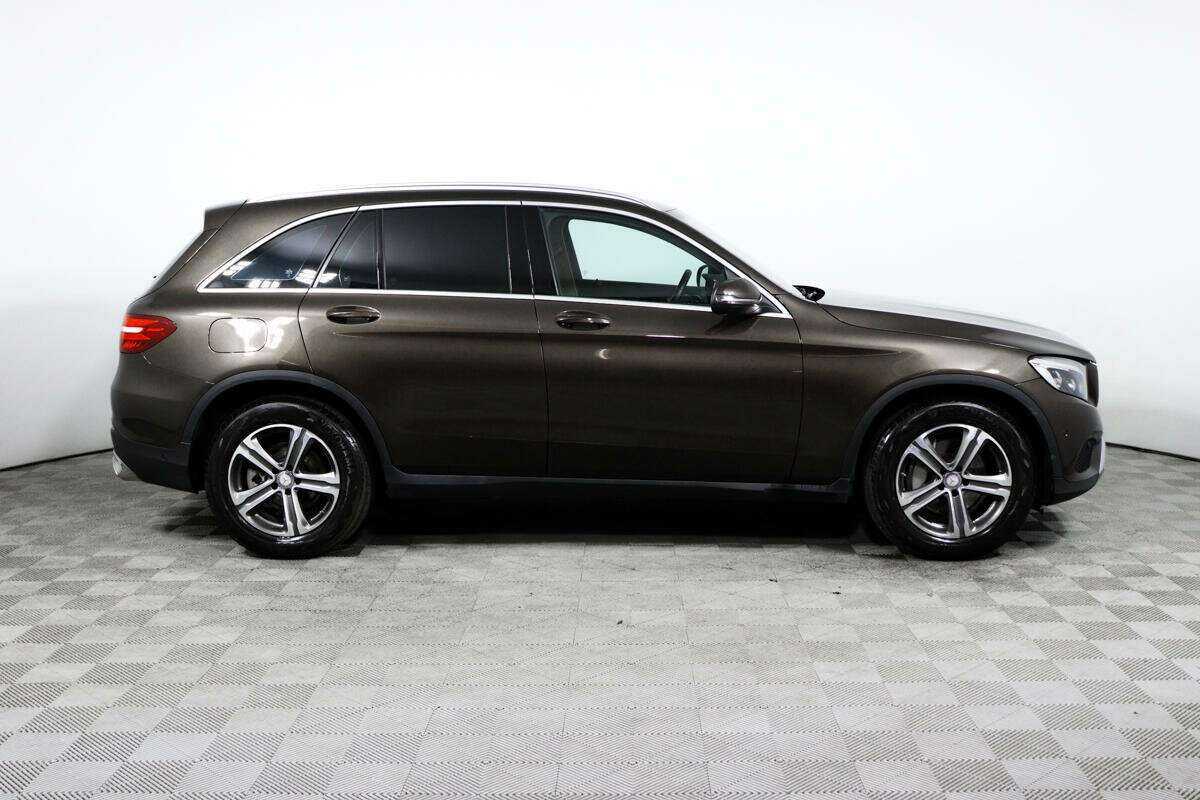 Mercedes-Benz GLC с пробегом — 2016 год. Фото: #3