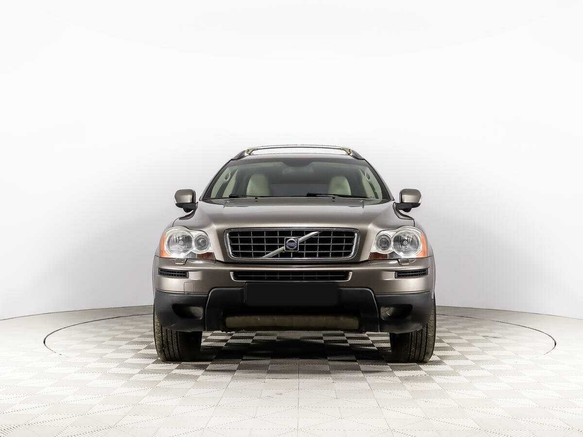 Volvo XC90 с пробегом — 2008 год. Фото: #1