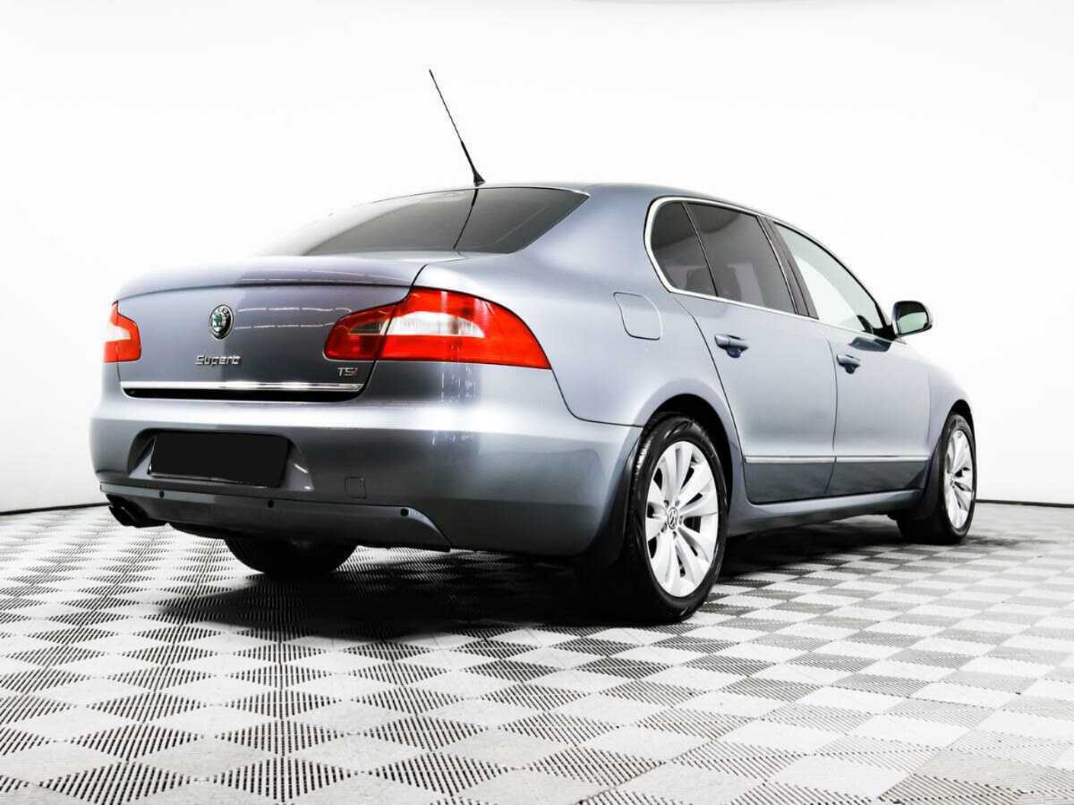 Skoda Superb с пробегом — 2008 год. Фото: #4
