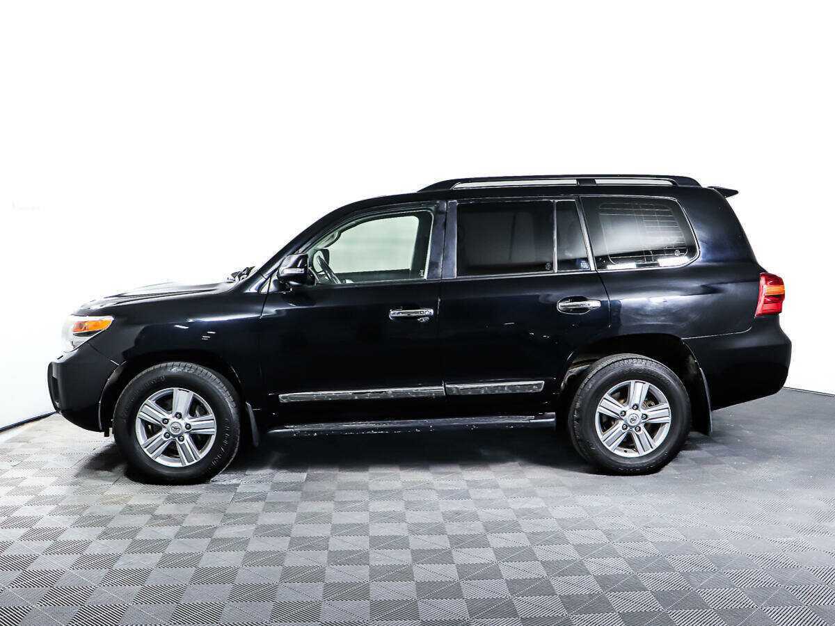 Toyota Land Cruiser с пробегом — 2012 год. Фото: #7