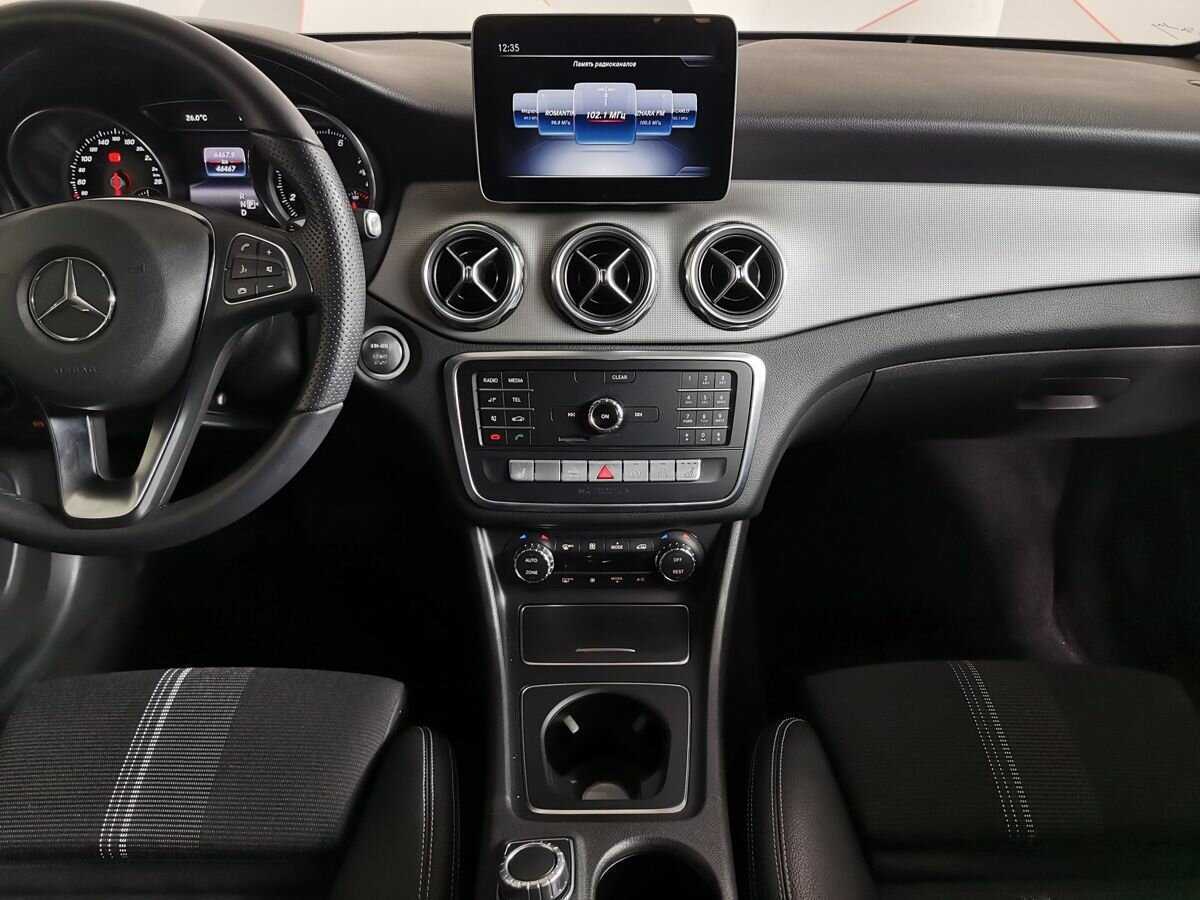 Mercedes-Benz GLA с пробегом — 2019 год. Фото: #12