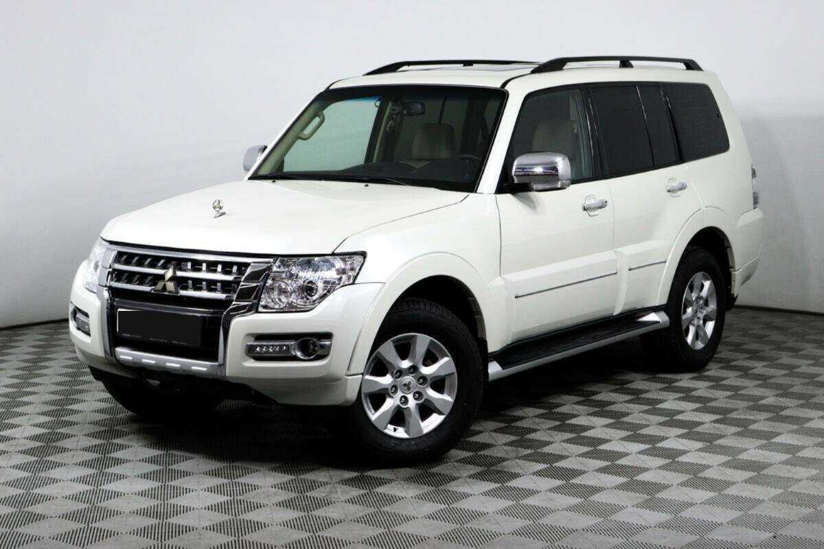 Mitsubishi Pajero с пробегом — 2021 год. Посмотреть фото