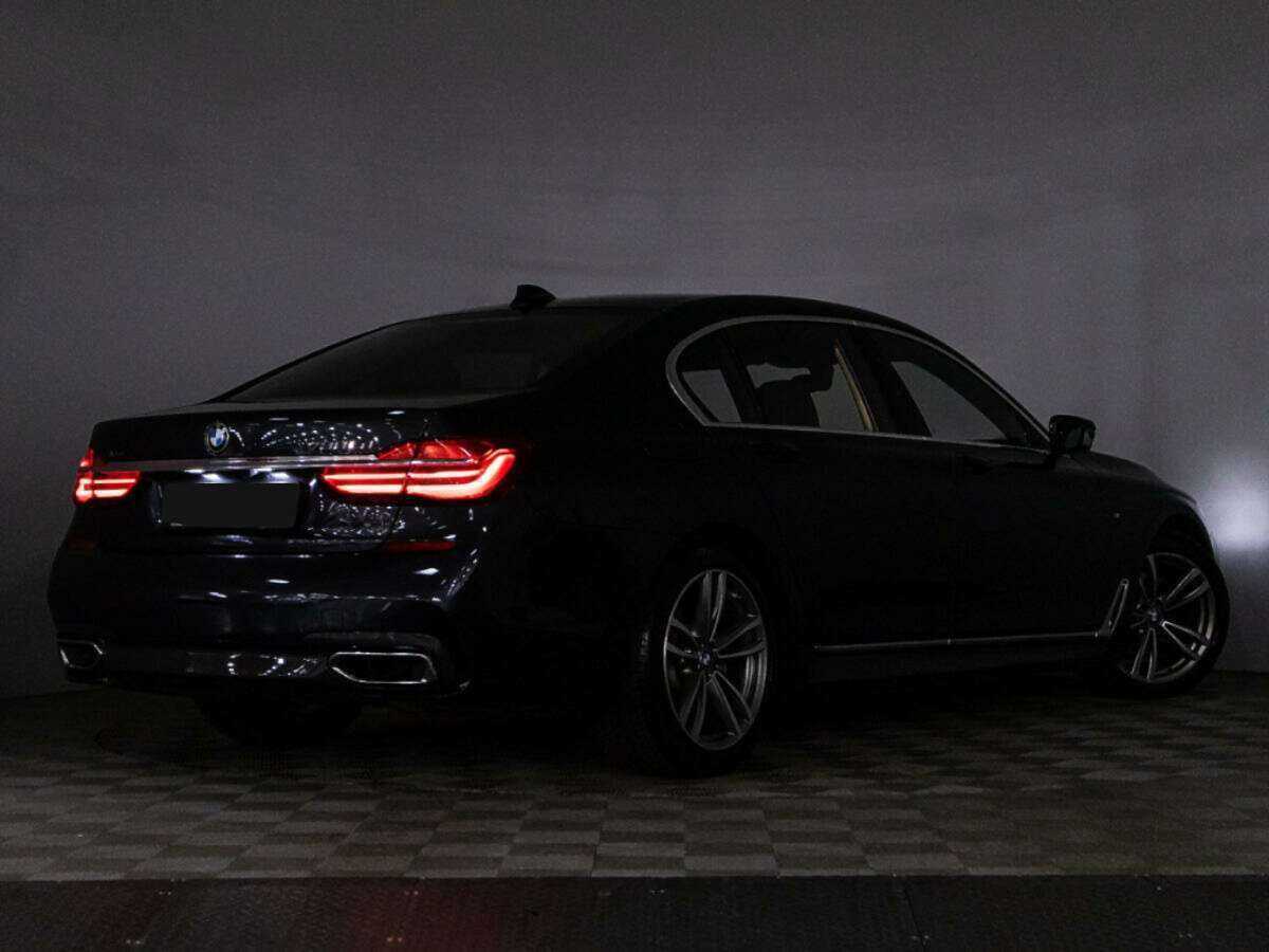 BMW 7 серии с пробегом — 2018 год. Фото: #33