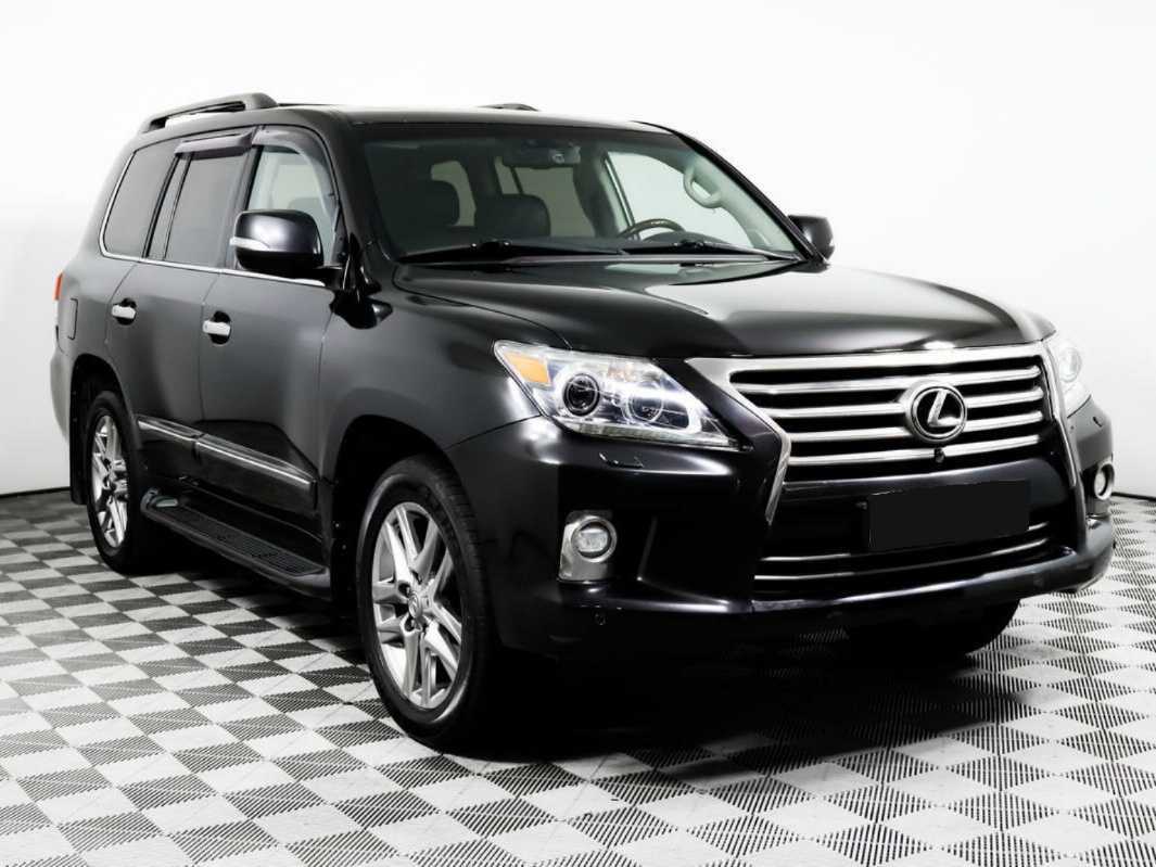 Lexus LX с пробегом — 2014 год. Фото: #2