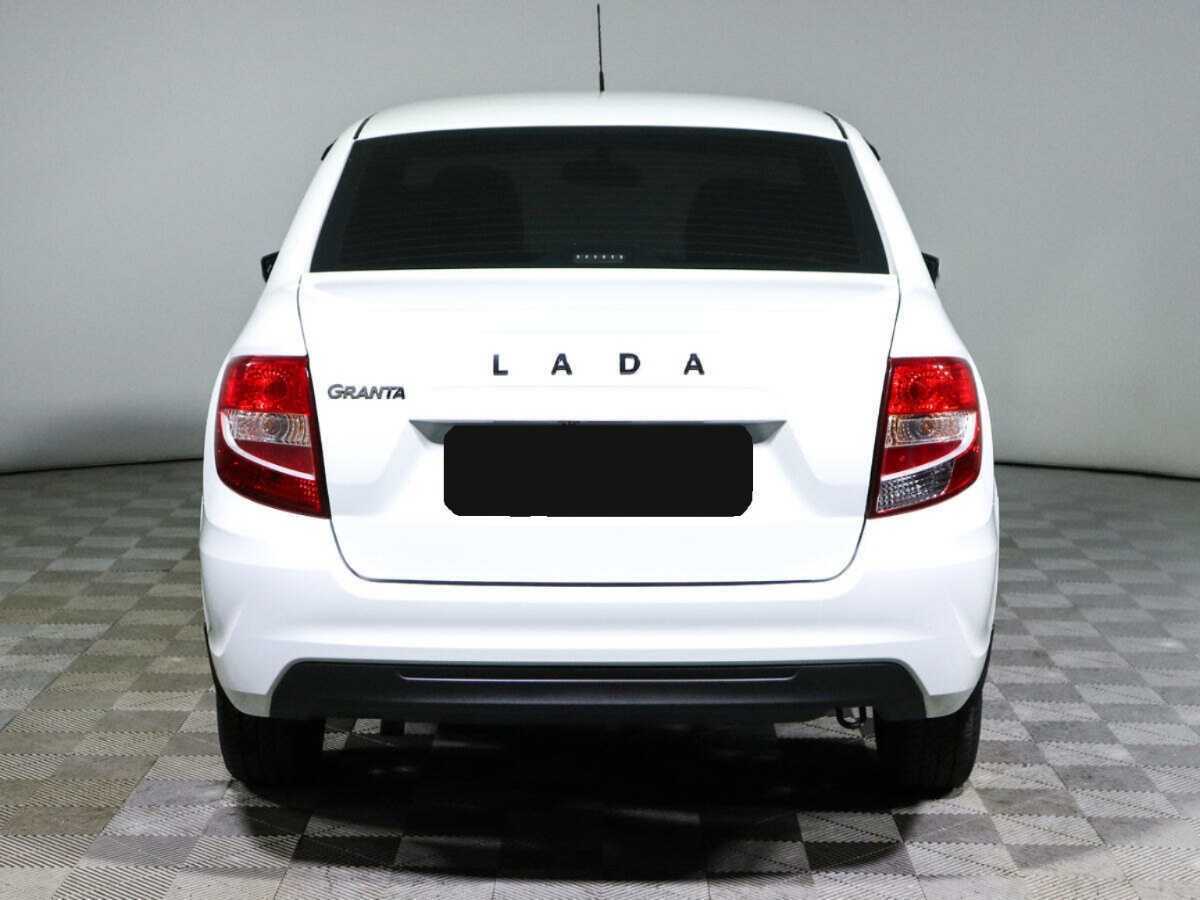 Lada (ВАЗ) Granta с пробегом — 2023 год. Фото: #4
