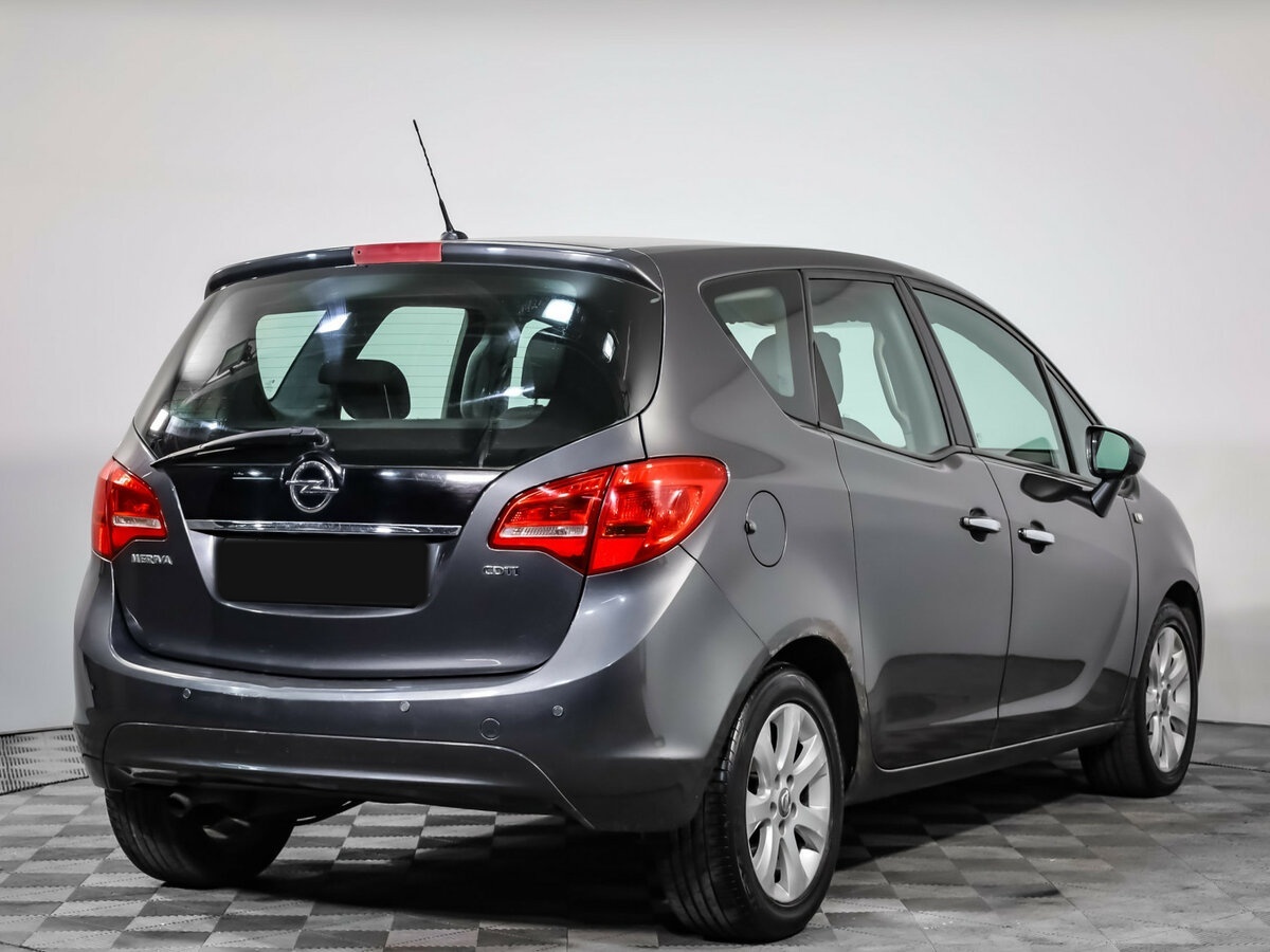 Opel Meriva с пробегом — 2011 год. Фото: #3