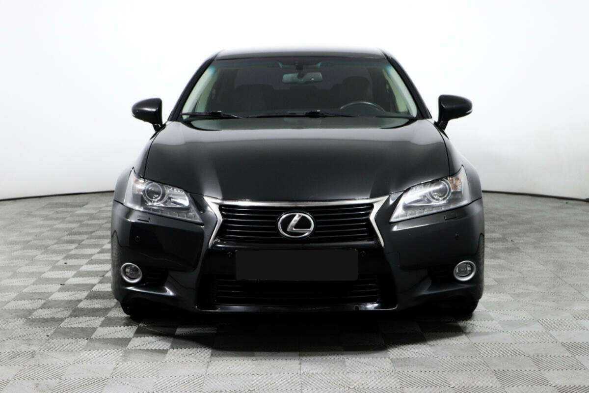 Lexus GS с пробегом — 2012 год. Фото: #1