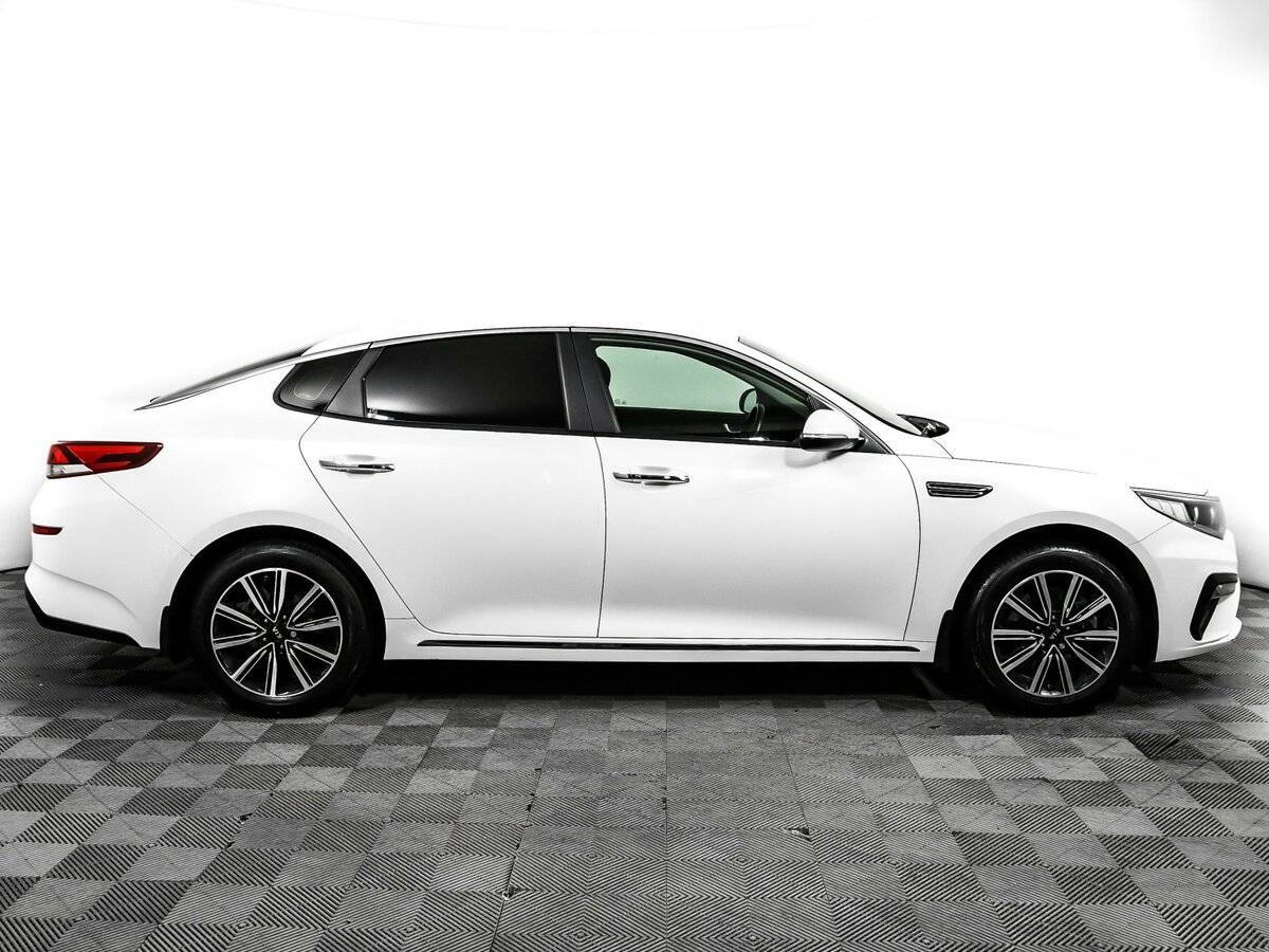 Kia Optima с пробегом — 2018 год. Фото: #3