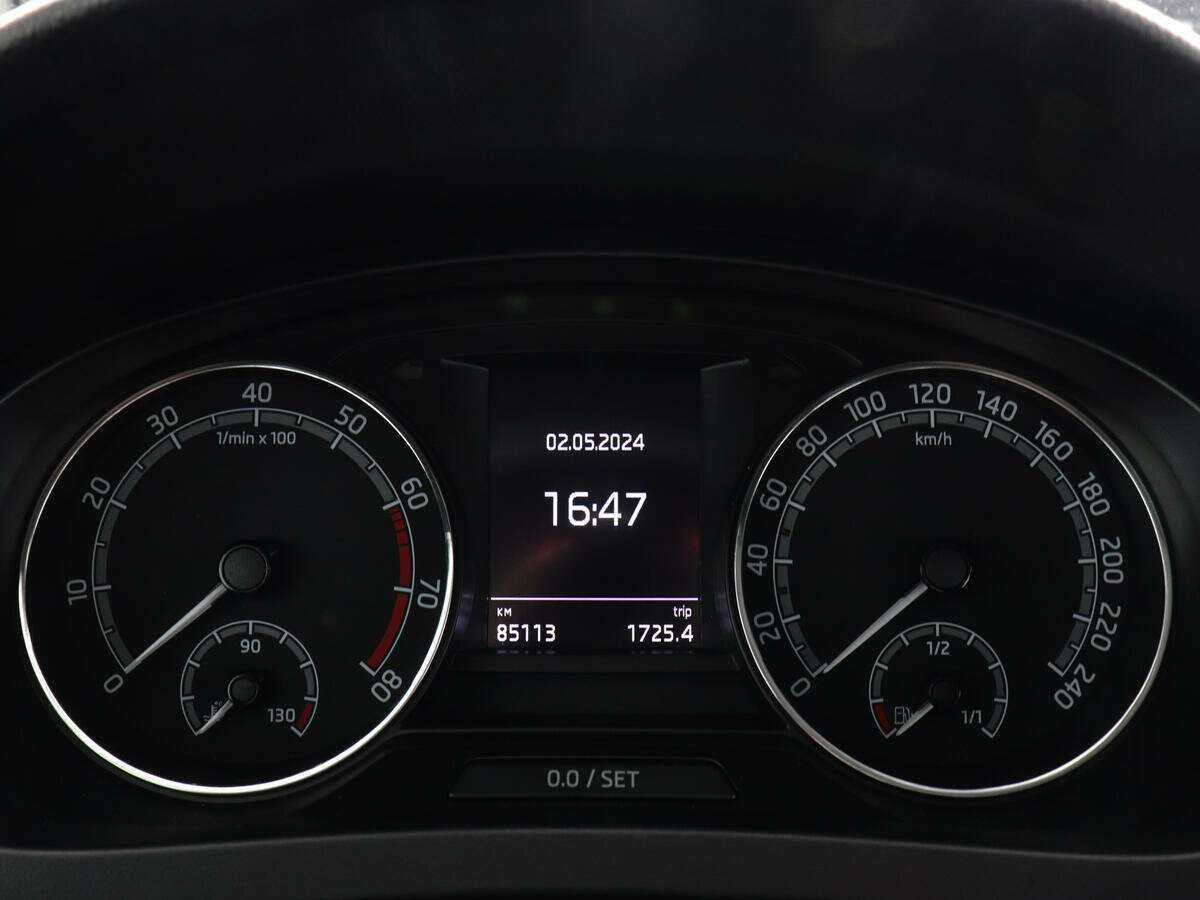 Skoda Rapid с пробегом — 2019 год. Фото: #9