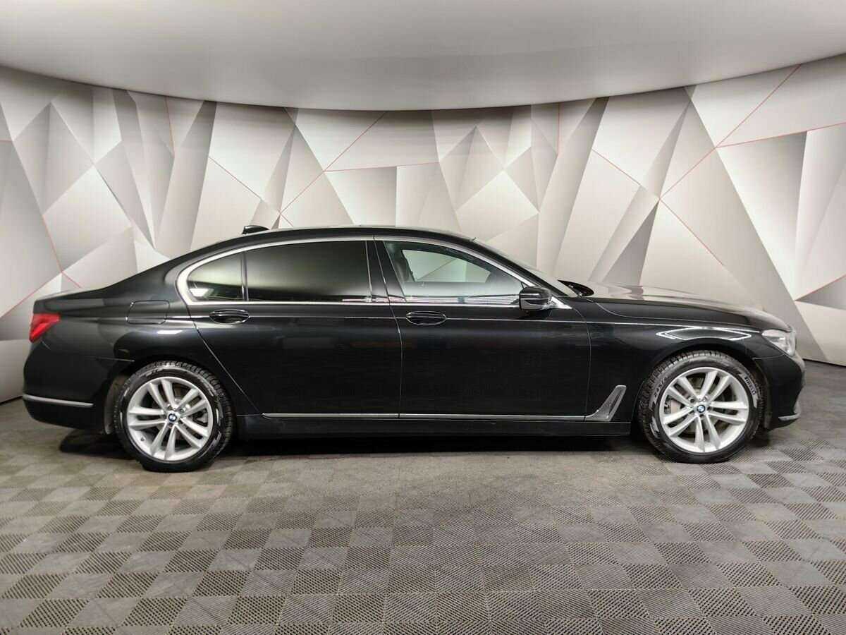 BMW 7 серии с пробегом — 2017 год. Фото: #5
