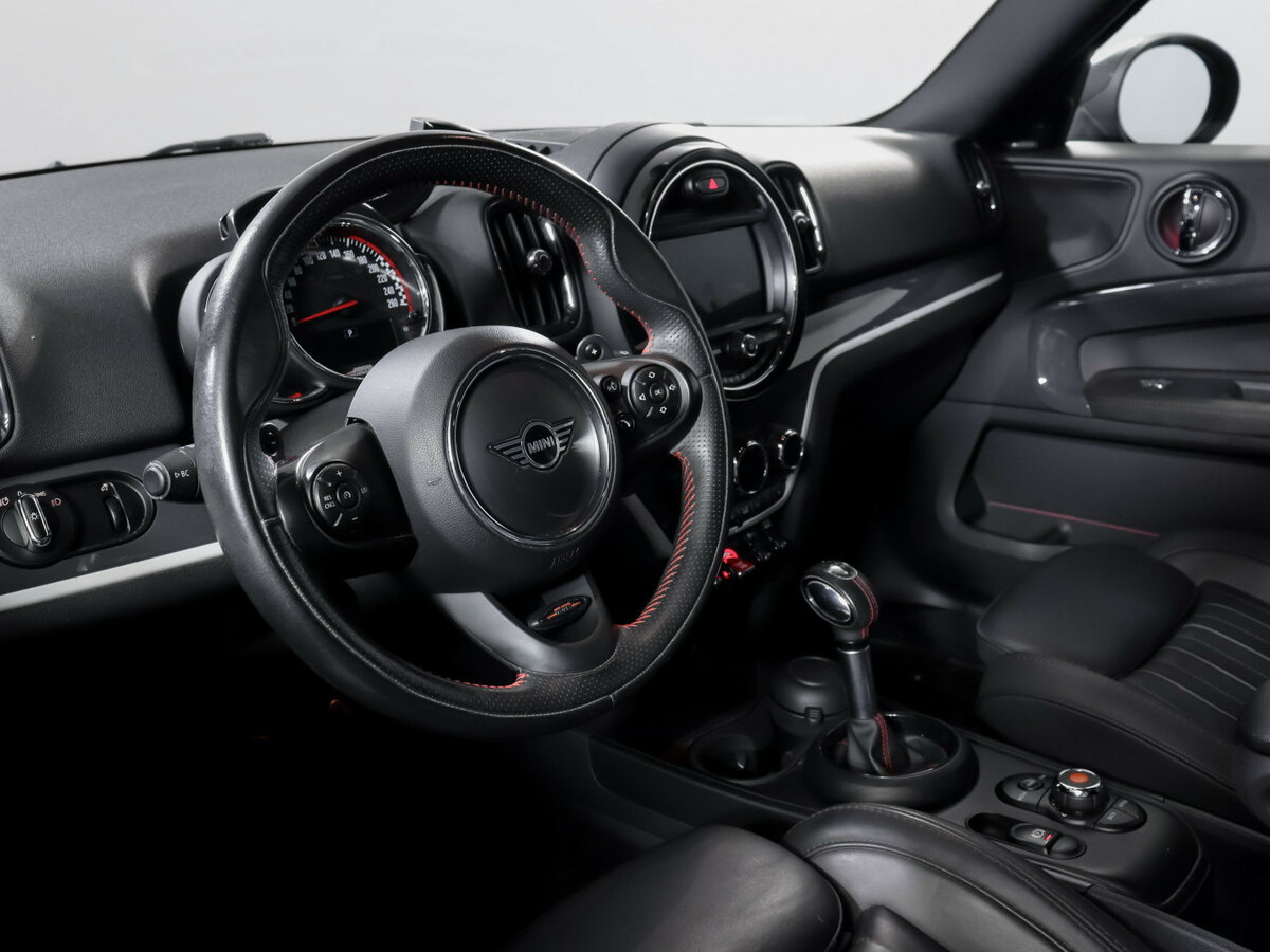 Mini Countryman с пробегом — 2019 год. Фото: #10